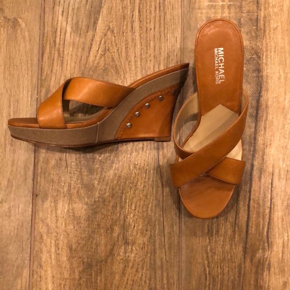 Michael Kors wedge sandals, light brown size 8